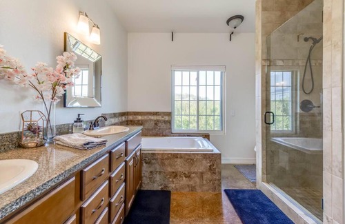 Dripping Springs House | Hot Tub overlooking view, 25min to West Austin,