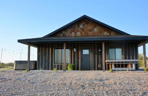 Sturgis House | Hot Tub & Panoramic Views Bear Butte &Buffalo Chip