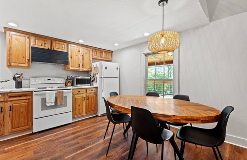 Stanton Cabin | Hot Tub & Views - Furnace Mountain Retreat - Red River Gorge, Kentucky!