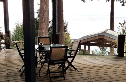 Davis Bay Apartment | Hot Tub, Waterfront Property, Ocean Views, Private Beach
