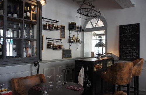 Saint-Maximin-la-Sainte-Baume Hotel | HOTEL DE FRANCE - Hôtel de charme en Provence