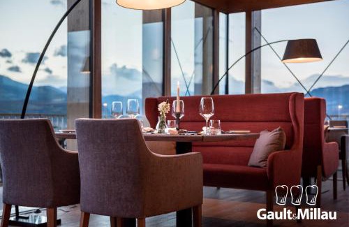 Appiano Sulla Strada del Vino Hotel | Hotel Ansitz Rungghof
