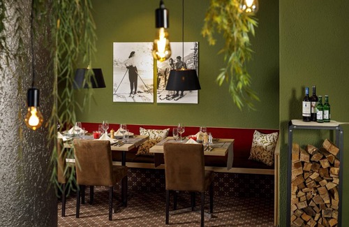 Klosters Platz Hotel | Hotel ∙ 1 guest