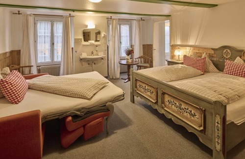 Wilderswil Hotel | Hotel ∙ 1 guest