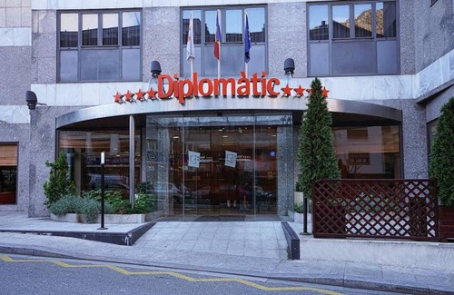 Andorra la Vella Hotel | Hotel ∙ 2 guests