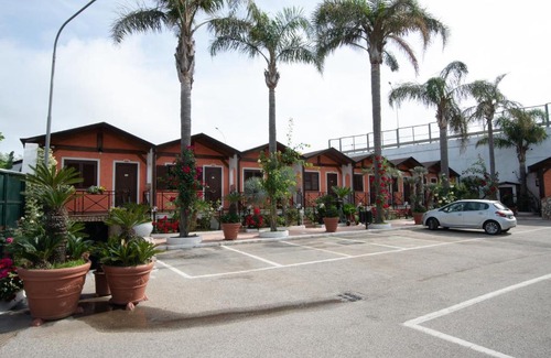 Giugliano in Campania Hotel | Hotel 2000