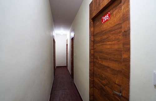 Kaushambi Hotel | Hotel ∙ 3 guests