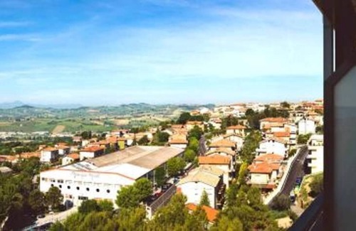 Camerano Hotel | Hotel 3 Querce