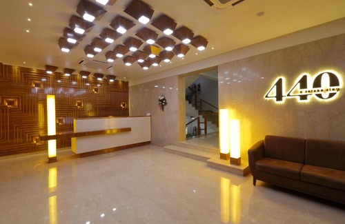 Ahmedabad City Centre Hotel | Hotel 440, A Serene Stay