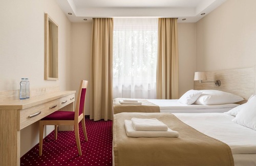 Strykow Hotel | Hotel 500 Stryków