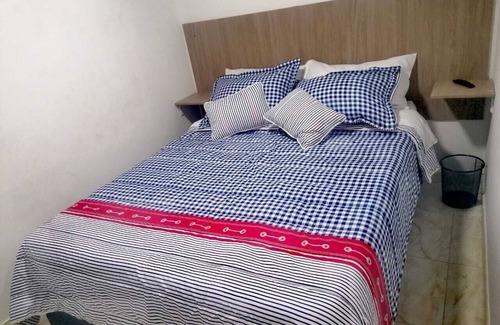Puente Aranda House | hotel 51b
