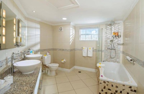 Rodney Bay Hotel | Hotel ∙ 8 guests