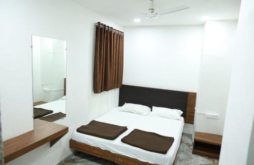 Kalupur Hotel | Hotel Aaram Kalupur