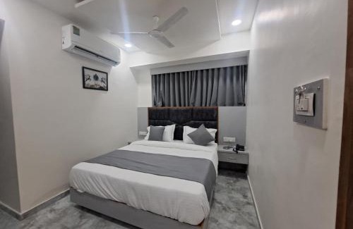 Ahmedabad Hotel | HOTEL AKASH
