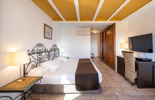 La Vall de Laguar Hotel | Hotel Alahuar