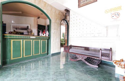 Palmerah House | Hotel Alamanda