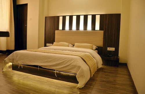 Thane West Hotel | Hotel Alka Residency