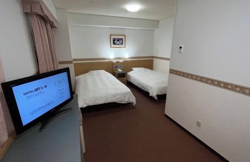 Miyoshi Hotel | Hotel Alpha-One Miyoshi