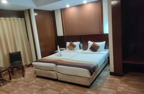 Kalyani Hotel | Hotel Ambassador Chocolate Inn Kalyani