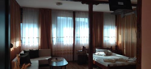 Kotel Hotel | Hotel Ambrozia