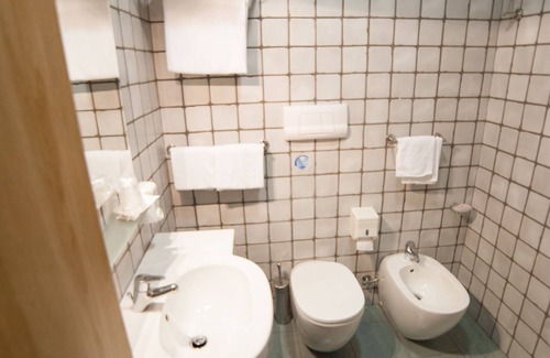 Marina di Citta Sant'Angelo Hotel | Hotel Amico