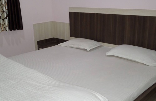 Dhule Hotel | Hotel Amit Plaza