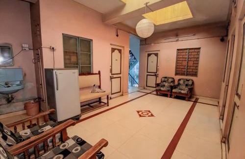 Bhuj Hotel | Hotel Annapurna