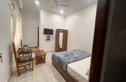 Vindhyachal Hotel | HOTEL ANNAPURNA REGENCY