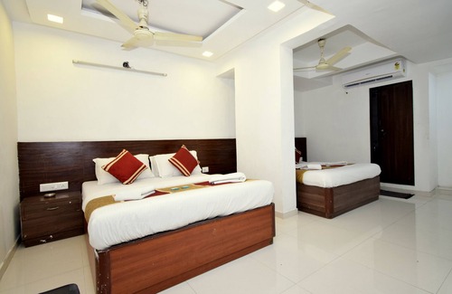 Paldi Hotel | Hotel Anupam