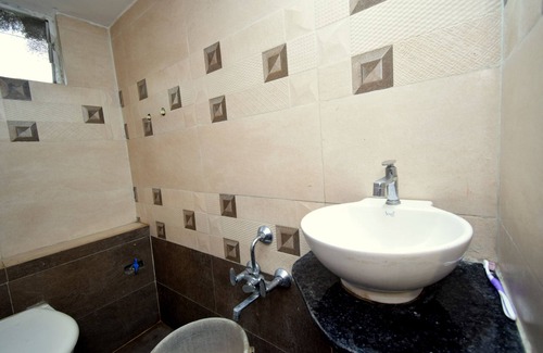 Paldi Hotel | Hotel Anupam