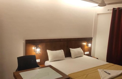 Pune Hotel | Hotel Anvisha Executive
