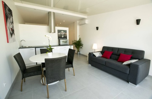 Palavas-les-Flots Apartment | Hotel & Appartements Le Grand Large bord de mer