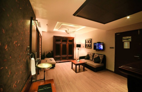 Vannarpettai Hotel | Hotel Applettree