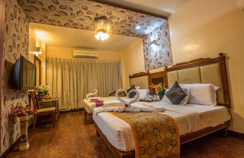 Palayankottai Hotel | Hotel Aryaas