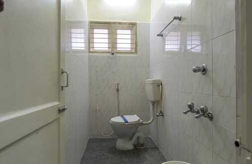 Palayankottai Hotel | Hotel Aryaas