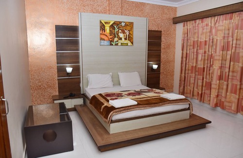 Manipal Hotel | Hotel Ashlesh