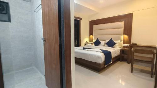 Andheri West Hotel | Hotel Ashraya International