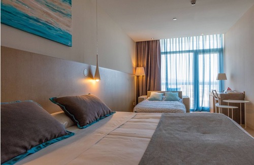 Mataro Hotel | Hotel Atenea Port Barcelona Mataro
