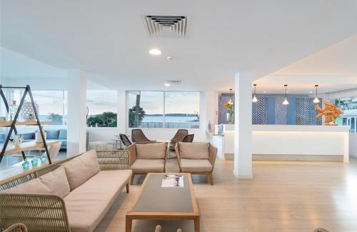 Cala Bona Hotel | Hotel Atolon & Kaafu Beach Club