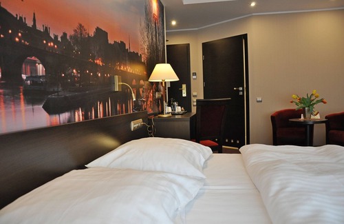 Nowy Tomysl Hotel | Hotel Atrium