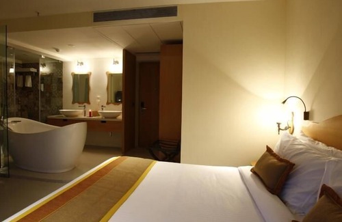 Andheri Hotel | Hotel Aureole