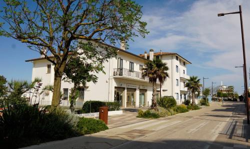 Torre Pedrera Hotel | Hotel Aurora Nord