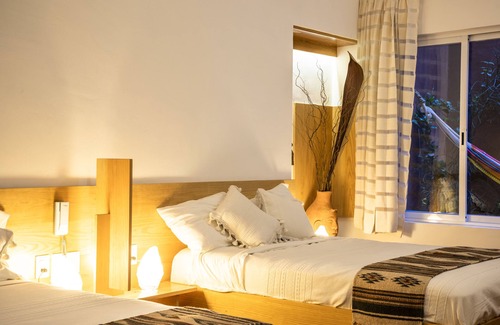 Calzada Madero Hotel | Hotel Ayook