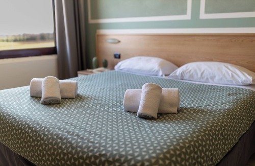 Borghetto Hotel | Hotel Ayri