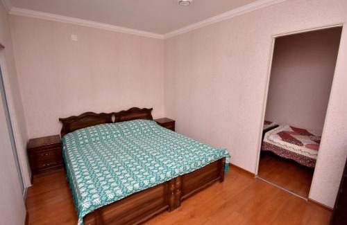 Mazeri House | Hotel Baba Nikoloz