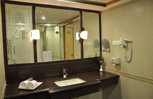 Raipur Hotel | Hotel Babylon Inn
