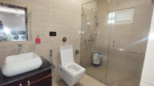 Deoghar Hotel | Hotel Baidyanatham Inn