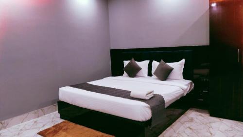 Deoghar Hotel | Hotel Baidyanatham Inn