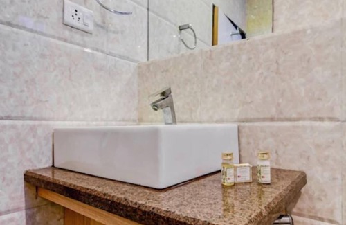 Ratlam Hotel | Hotel Balaji Central