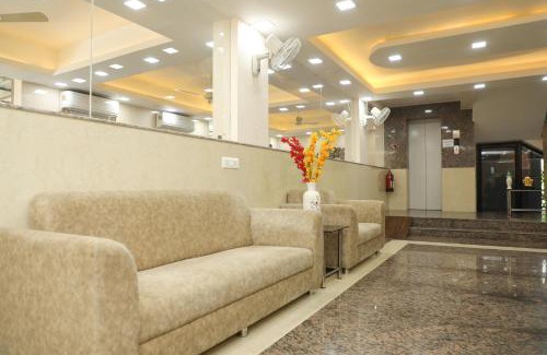 Chinar Park Hotel | Hotel Bandhan Residency
